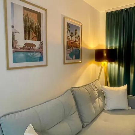 53 Apartment